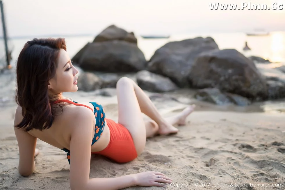 [LeYuan星乐园]Vol.041_嫩模美希子白色蕾丝内衣秀美乳海边沙滩性感比基尼写真50P