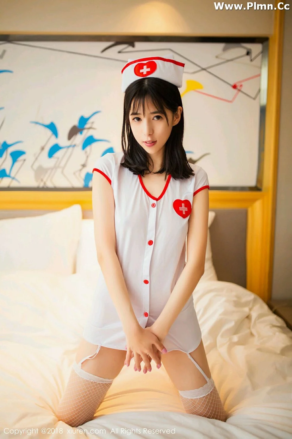 [XiuRen秀人网]No.996_嫩模艾栗栗性感护士装+粉红毛衣秀完美身材甜美写真43P