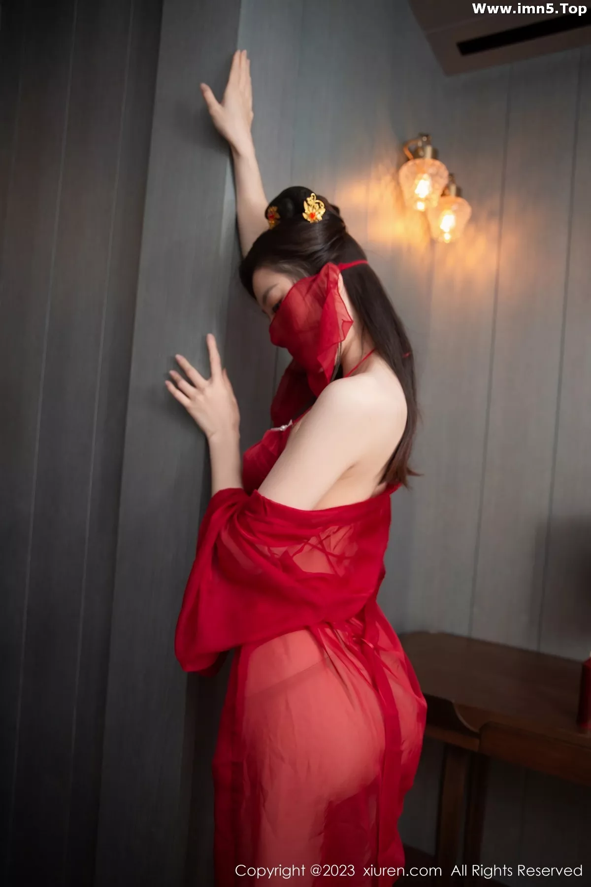 [XiuRen秀人网]No.6509_模特是小逗逗性感红色古装服饰配超薄肉丝秀曼妙身姿诱惑写真75P