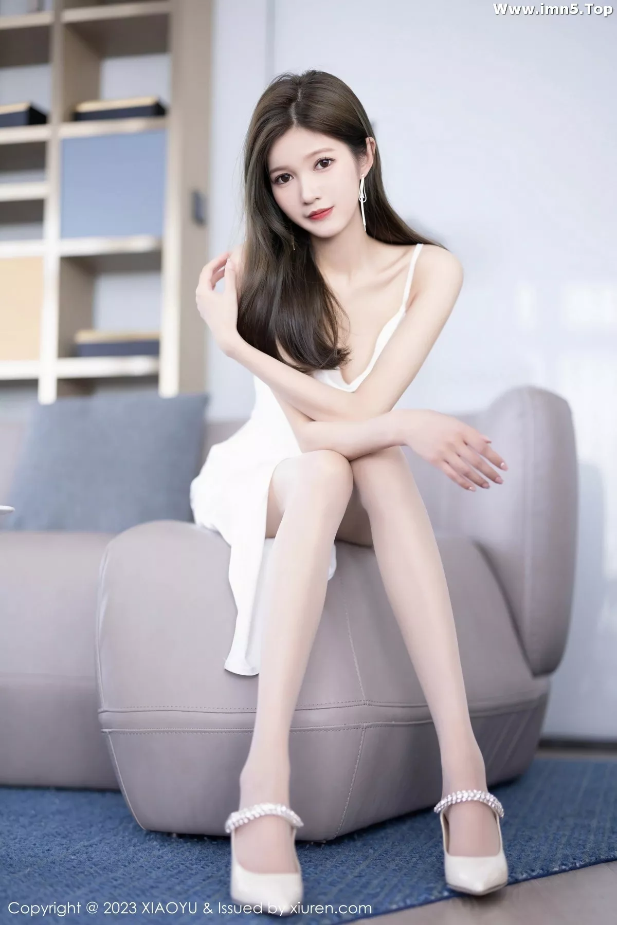 [XiaoYu画语界]Vol.1050_模特程程程白色吊带长裙+粉红色薄纱布兜秀曼妙身姿诱惑写真88P
